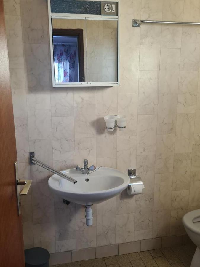 Apartments Triton Рогозница Екстериор снимка