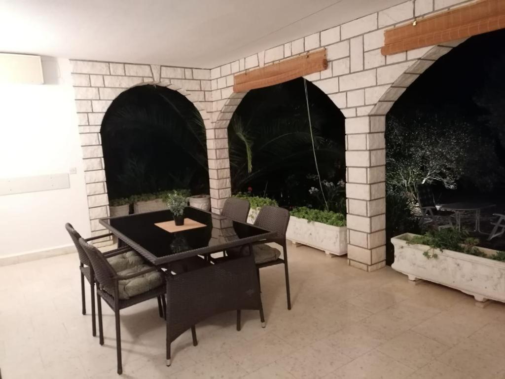 Apartments Triton Рогозница Екстериор снимка