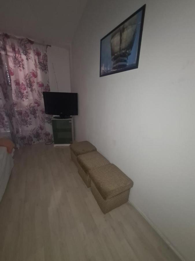 Apartments Triton Рогозница Екстериор снимка
